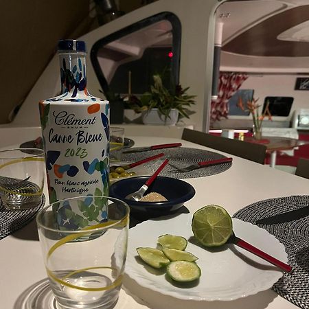 Imagine972 Martinique Bateau Hotel A Quai Le Marin 3 Cabines 3 Salles De Bains 6 Pers Maxi ภายนอก รูปภาพ