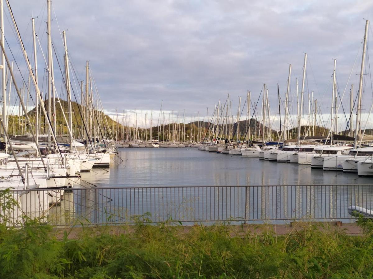 Imagine972 Martinique Bateau Hotel A Quai Le Marin 3 Cabines 3 Salles De Bains 6 Pers Maxi ภายนอก รูปภาพ